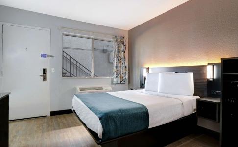 Motel 6 Bakersfield, CA - South - 52