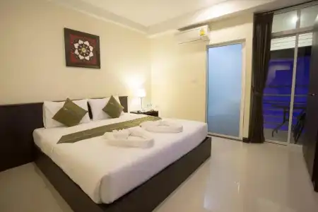 The Elegant Patong - 69