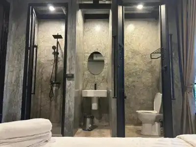 Premier Hostel - 51