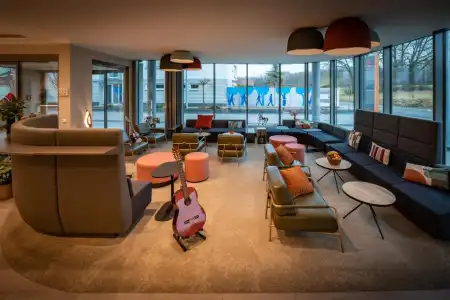 LOGINN Stuttgart Zuffenhausen - 23