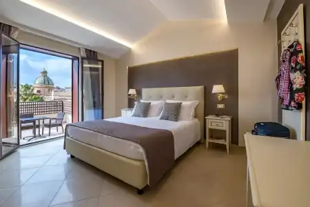 Vittorio Emanuele Boutique - 225