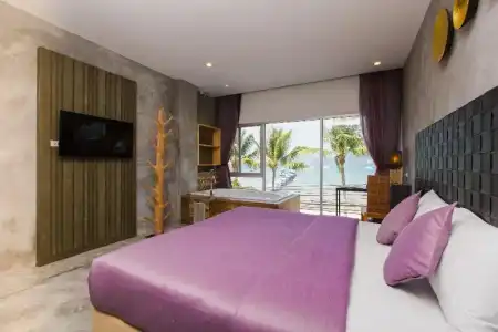 Patong Signature Boutique - 39