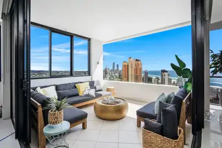 Aria Apartments - 325