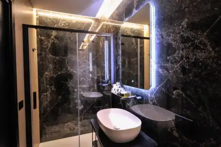 Emesh Boutique Suite - 94