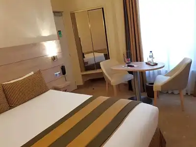 Champerret Elysees - 61