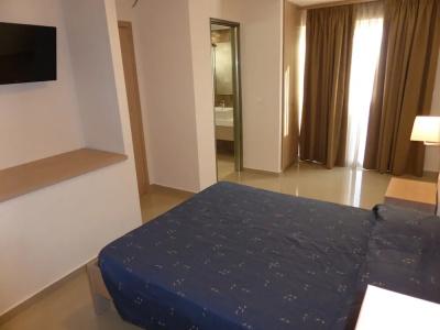 Agrelli & Suites - 235