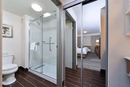 Hampton Inn & Suites By Hilton Calgary- University Northwest - 62