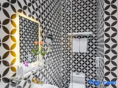 Dalat Boutique - 106