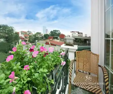 Hanoi Royal - 174
