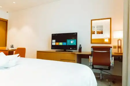 HE Apartments - 25