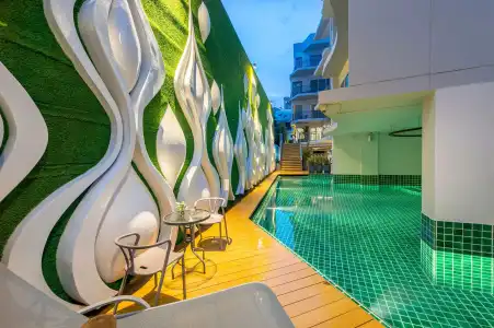 Anajak Bangkok - 19