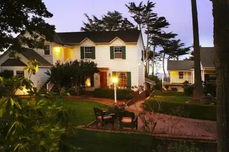 Colonial Terrace Inn by the Sea - 25