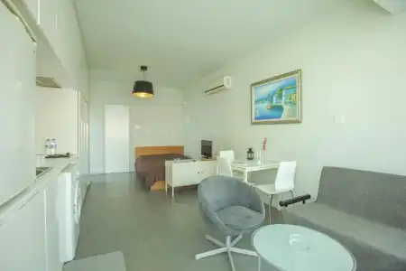 St. Lazaros House - 5