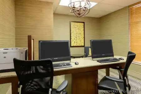 Homewood Suites Phoenix-Metro Center - 16