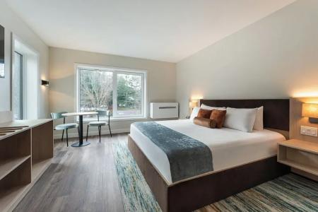 Sun & Ski Inn and Suites - 28