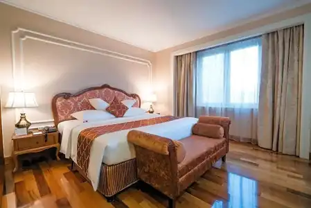 Grand Saigon - 103