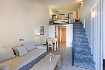 Pearl SeaBreeze Suites - 16