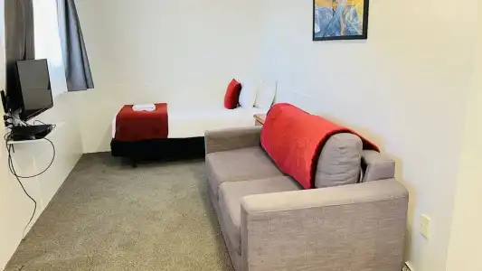 18th Avenue Thermal Motel - 10