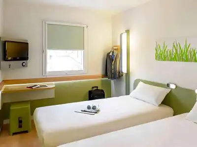Ibis Budget - 18
