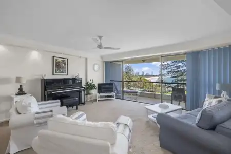 Gemini Court Holiday Apartments - 269