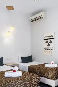 Kastro Beach Apartments - 17