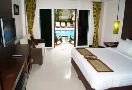 Thanthip Beach Resort - 1