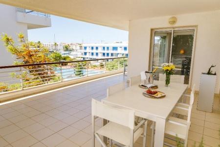 Marina Club I - 260