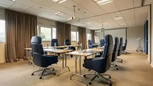 Kyriad Prestige Vannes Centre – Palais Des Arts - 19