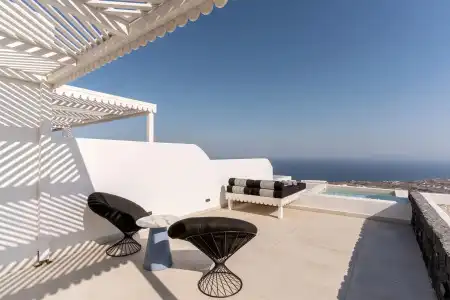 Cresanto Luxury Suites - 25