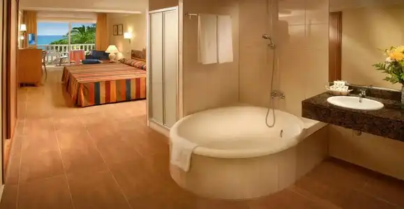 Mediterraneo Bay & Resort - 9