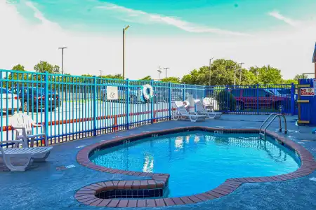 Motel 6 Dallas - Irving DFW Airport South - 12