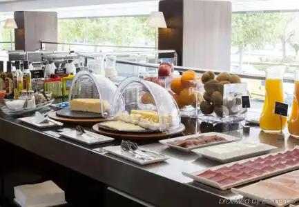 AC Córdoba by Marriott - 10