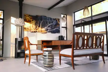 The Elegant Guesthouse - 9