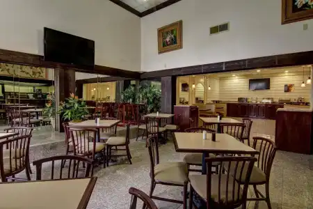 Best Western Riverside Inn - 32