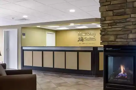 MainStay Suites Bismarck - 5
