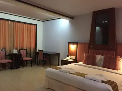 BP Grand Tower - 14
