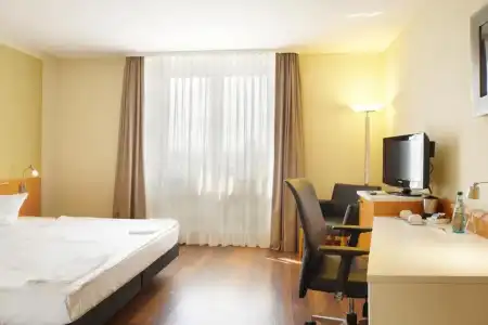 Best Western Macrander Dresden - 54