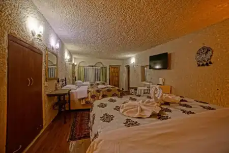 Melek Cave - 55
