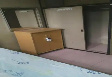 Anurak Guesthouse - 4