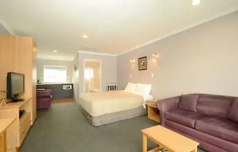 Tower Lodge Motel - 33
