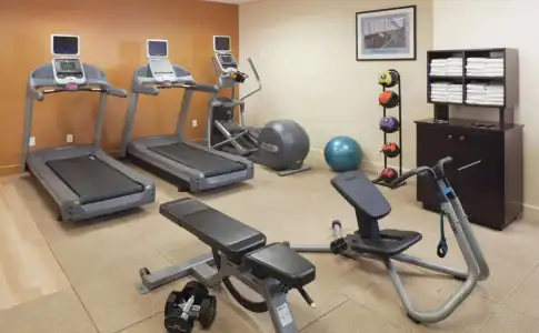 DoubleTree by Hilton & Suites Jersey City - 17