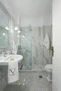 V1935 Luxurious Apartments - 38