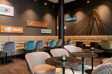 Motel One Köln-Altstadt - 6