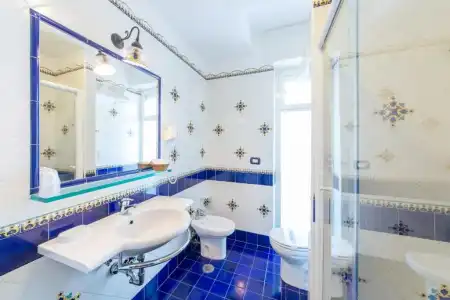 Riviera B&B Rooms and Apartament SEA-VIEW - 50
