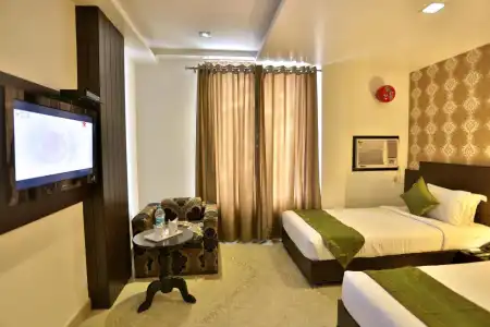 Raya Inn - 24