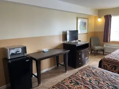 Sea Palace Inn - 77