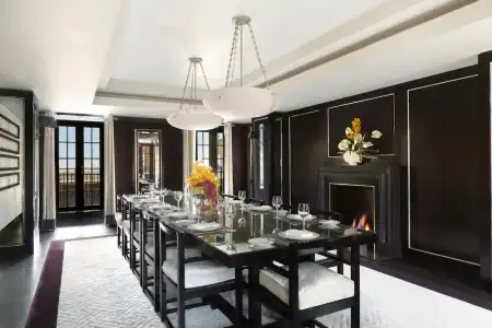 Grosvenor House Suites - 106
