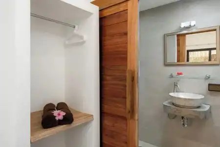 Eden Bungalows - 15