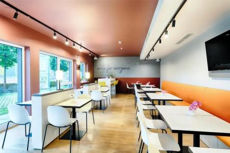 B&B Wiesbaden-Hbf - 29