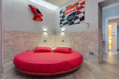 Excellence Suite - 124